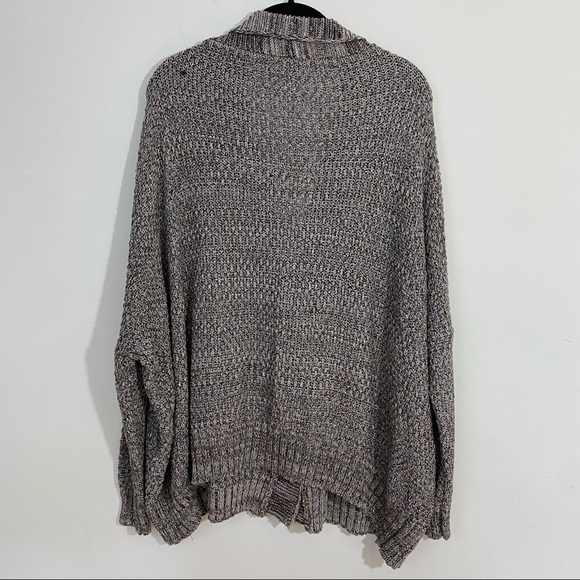 NWT LF Millau Toggle Cardigan Sweater Grey Black Gray Slouchy Oversized Small - Picture 3 of 6